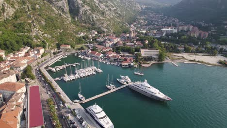 Kotor-marina-and-waterfront-on-Adriatic-coast,-Montenegro