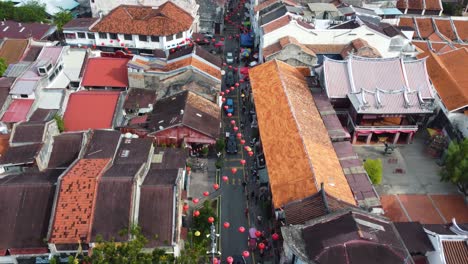 Über-Dem-Straßenkunstviertel-Von-Penang,-Das-Das-Leben-Und-Die-Kultur-In-Der-Stadt-Darstellt