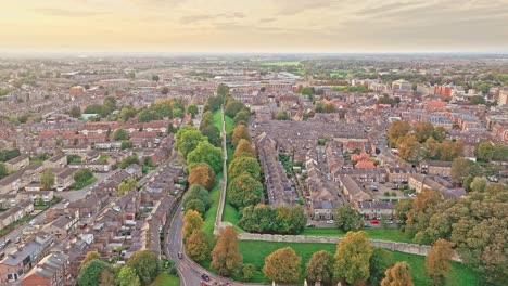 Tilt-down-Drone-shot-of-York,-capital-city-in-North-Yorkshire,-England