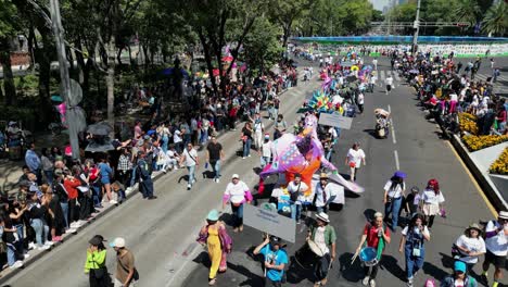 Dron-footage-of-multiple-and-big-alebrijes-during-the-alebrije-parade-at-Mexico-city