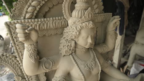 Unvollständige-Skulpturen-Oder-Idole-Hinduistischer-Götter-Und-Göttinnen