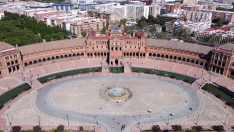 Grand-Plaza-de-Espana-or-Spain-Square-in-Seville,-Spain