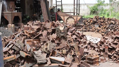 Iron-and-metal-scrap-which-will-be-used-by-industries-by-melting