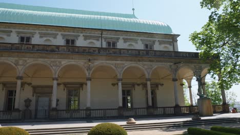 Sommerpalast-Oder-Belvedere-Der-Königin-Anna-Im-Königlichen-Garten-Der-Prager-Burg-In-Der-Tschechischen-Republik