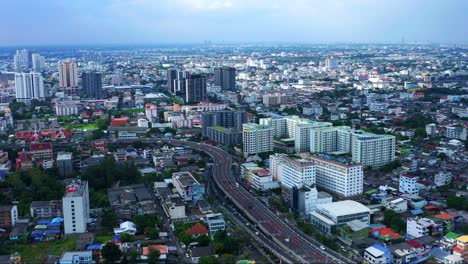 Stadtlandschaft-Der-Hauptstadt-Thailands:-Bangkok-Stadtantenne