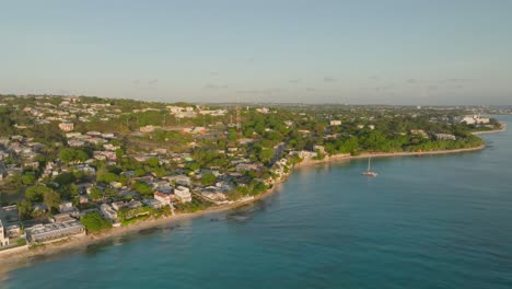Malerische-Aussicht-über-West-Barbados,-Weite-Landschaftsansicht