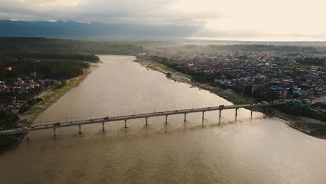 Landschaft-Der-Narayani-Flussbrücke-In-Chitwan,-Nepal