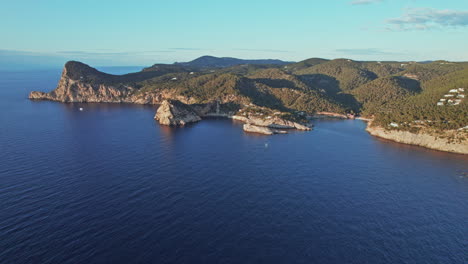 Aerial-View-Of-Turquoise-Waters-At-Illeta-de-Cala-Salada-In-Balearic-Islands,-Ibiza,-Mallorca-Spain