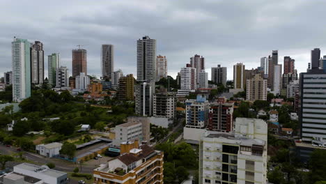 Aerial-view-flying-over-apartment-buildings,-gloomy-day-in-Porto-Alegre,-Brazil