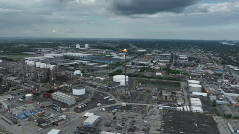 Aerial-of-oil-and-gas-production-in-Montreal-Quebec