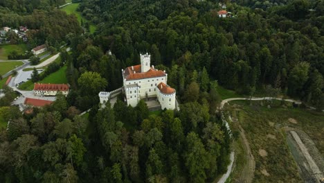 Gothic-Architecture-Atop-Dense-Nature---Trakoscan-Castle-In-Northern-Croatia