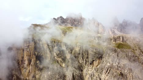 Misty-morning,-Dolomites,-Italian-mountains