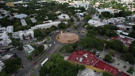 rotational-view-of-Paseo-de-Montejo-avenue-in-merida-Yucatan-Mexico