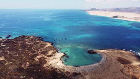 Fantastischer-Blick-Auf-Playa-De-La-Concha-Auf-Der-Insel-Lobos,-Fuerteventura