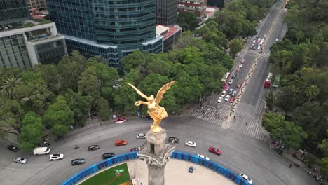 Angel-De-La-Independencia-And-Bird\'s-eye-View-Paseo-De-La-Reforma