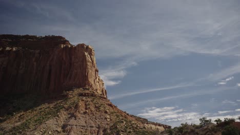 Moab,-Utah,-Rote-Felsen,-Wolkenzeitraffer-In-Der-Nähe-Von-Bridger-Jack