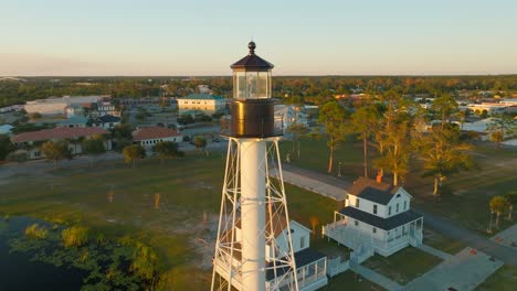 Drone-video-circling-the-Cape-San-Blas-Lighthouse-in-Port-St