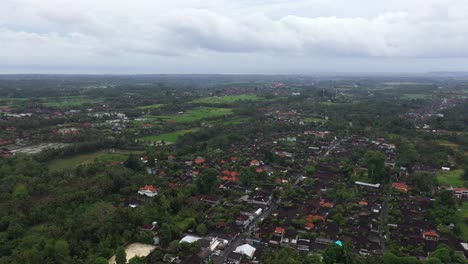 Aerial-footage-of-Ubud-in-Bali,-Indonesia