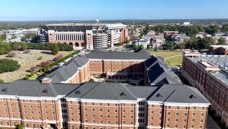 aerial-pullout-over-dorm-complex-on-the-university-of-alabama-campus-in