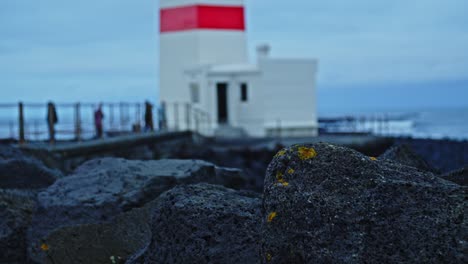 Focus-rack-from-old-lighthouse-to-black-rock-at-pier