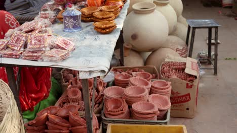 clay-oil-lamp-kept-for-sell-at-diwali-festival-from-different-angle