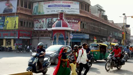 crowded-city-street-traffic-at-traffic-control-signal-from-different-angle-video-is-taken-at-jodhpur-rajasthan-india-on-Nov-06-2023