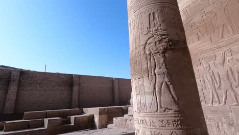 Antike-Ruinen-Des-Tempels-Von-Kom-Ombo-Im-Nil,-Izbat-Al-Bayyarah,-Ägypten