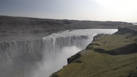 Dettifoss-waterfall's-mighty-cascade,-Iceland