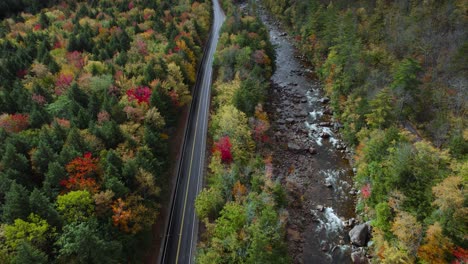 Kancamagus-Highway-In-New-Hampshire-During-Fall,-Aerial-Shot