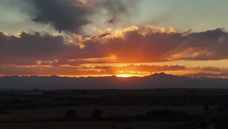 Longs-Peak-Rocky-Mountain-front-range-sunset