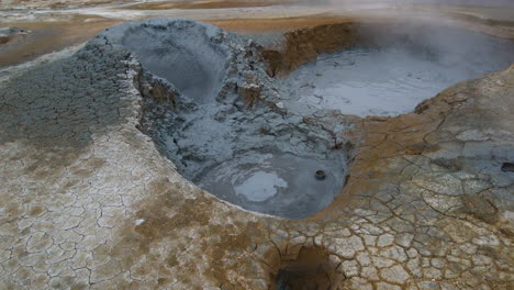 Aguas-Termales-Geotérmicas-De-Krafla,-Namafjall-En-Islandia