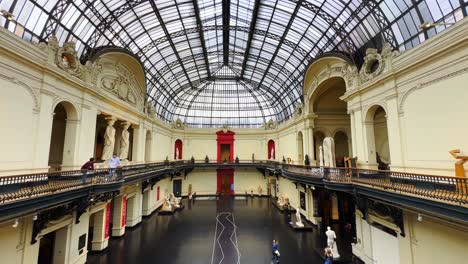 Tilt-up-panoramic-establishing-of-the-National-Museum-of-Fine-Arts-of-Santiago,-Chile