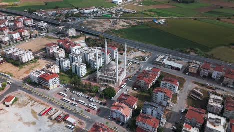 Famous-Manavgat-Mosque-Place-of-Worship-in-Turkey,-Aerial