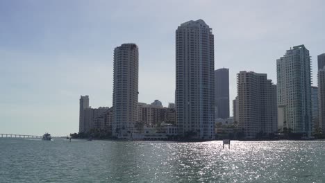 Miami-Skyline-Nachmittag-Sonniger-Tag