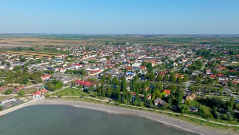 Townscape-On-The-Shore-Of-Lake-Neusiedl-In-Austria