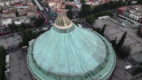 Drohnenvideo-Vom-Dach-Der-Basilika-Von-Guadalupe