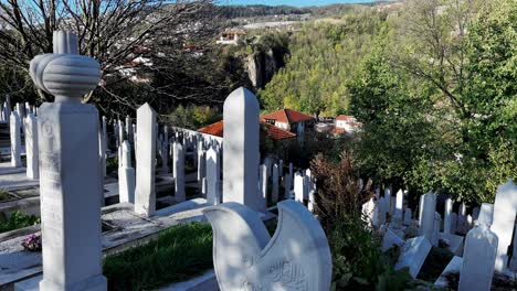 SARAJEVO:-Cemetery-walks-weave-a-tapestry-of-stories,-connecting-Sarajevo's-present-to-its-profound-cultural-heritage