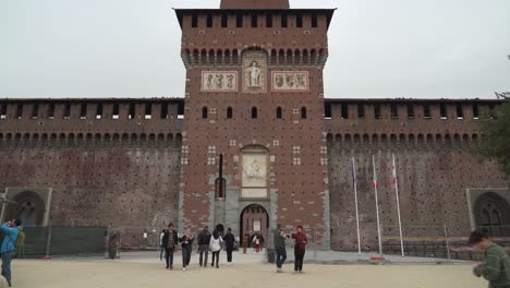 Sforzesco-Castle-was-built-in-the-15th-century-by-Francesco-Sforza,-Duke-of-Milan,-on-the-remnants-of-a-14th-century-fortification