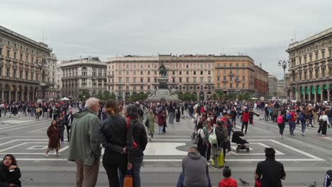 The-monument-to-King-Victor-Emmanuel-II-with-People-in-Piazza-del-Duomo