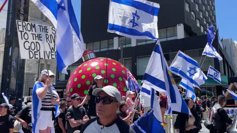 Public-demonstration-in-support-of-Israel-in-Auckland,-New-Zealand