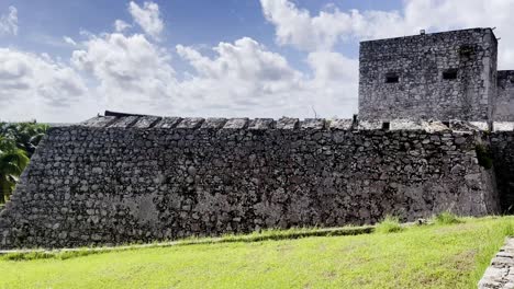 Festung-San-Felipe-Castle-Im-Badeort-Bacalar,-Mexiko
