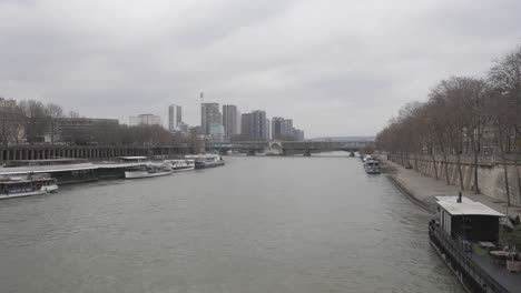 Senna-Fluss-In-Paris