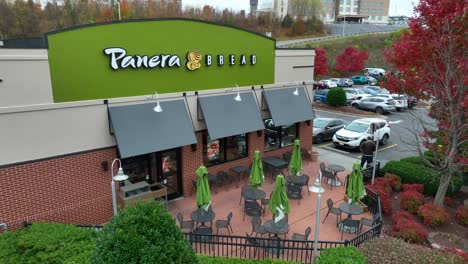 Panera-Bread-store-in-USA