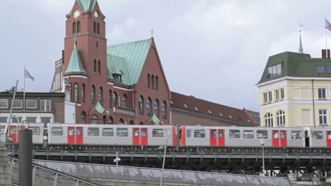 Metro-train-in-Hamburg