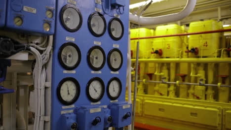 Boat-interior-with-control-panel-instruments-1