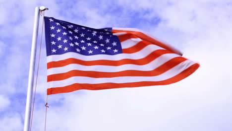 Bandera-De-Estados-Unidos-Ondeando-En-El-Viento