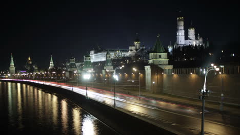 Quay-near-the-Moscow-Kremlin-Night-time-lapse-with-motion-blur