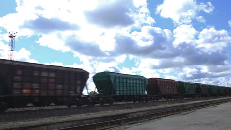 The-freight-train-is-passing-by-on-a-sunny-day