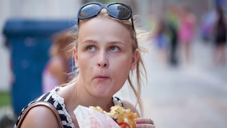 Young-woman-eating