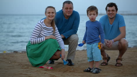 Happy-family-at-the-seaside